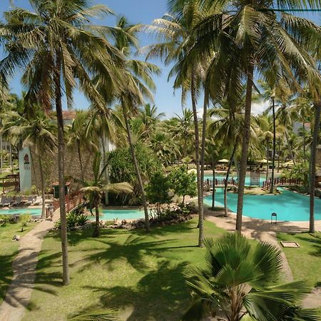 Sarova Whitesands Beach Resort & Spa Момбаса Экстерьер фото