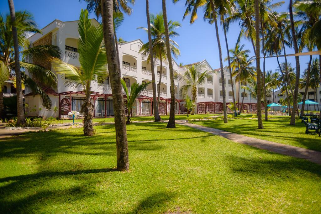 Sarova Whitesands Beach Resort & Spa Момбаса Экстерьер фото