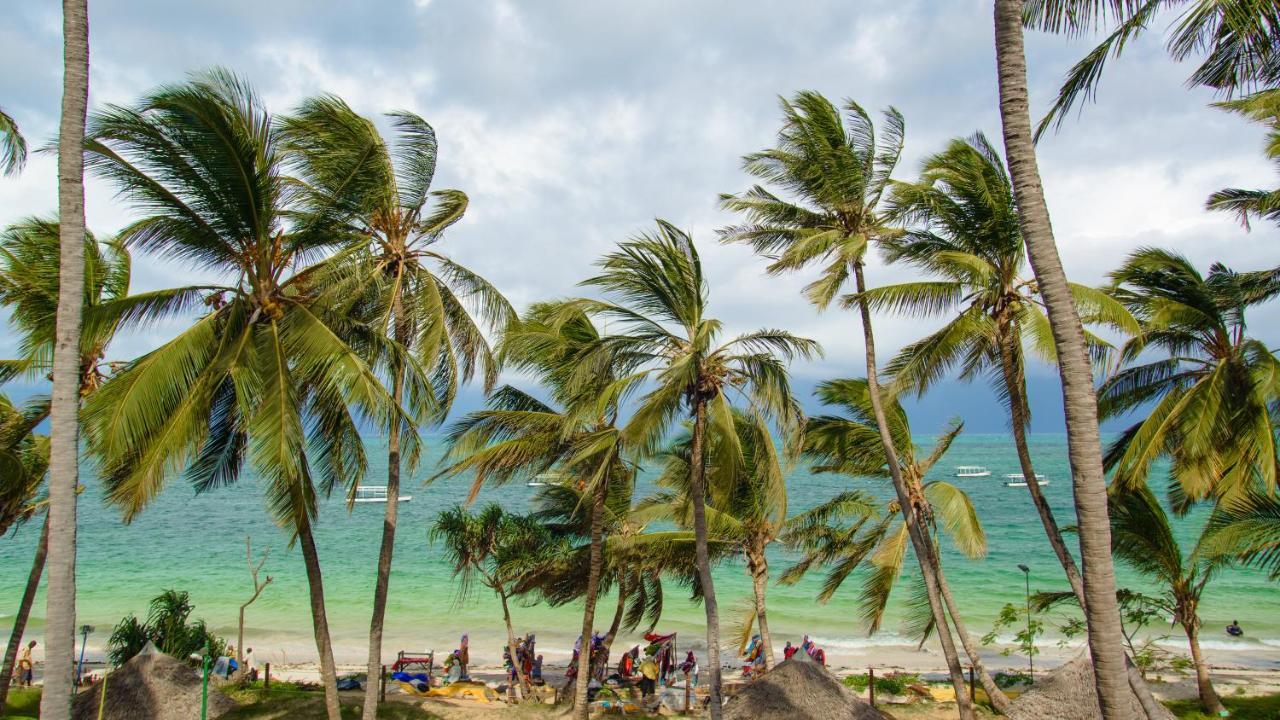 Sarova Whitesands Beach Resort & Spa Момбаса Экстерьер фото